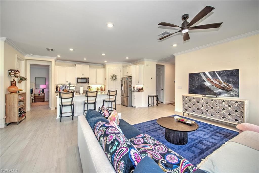 374 Deauville Loop, Naples, FL 34114-10