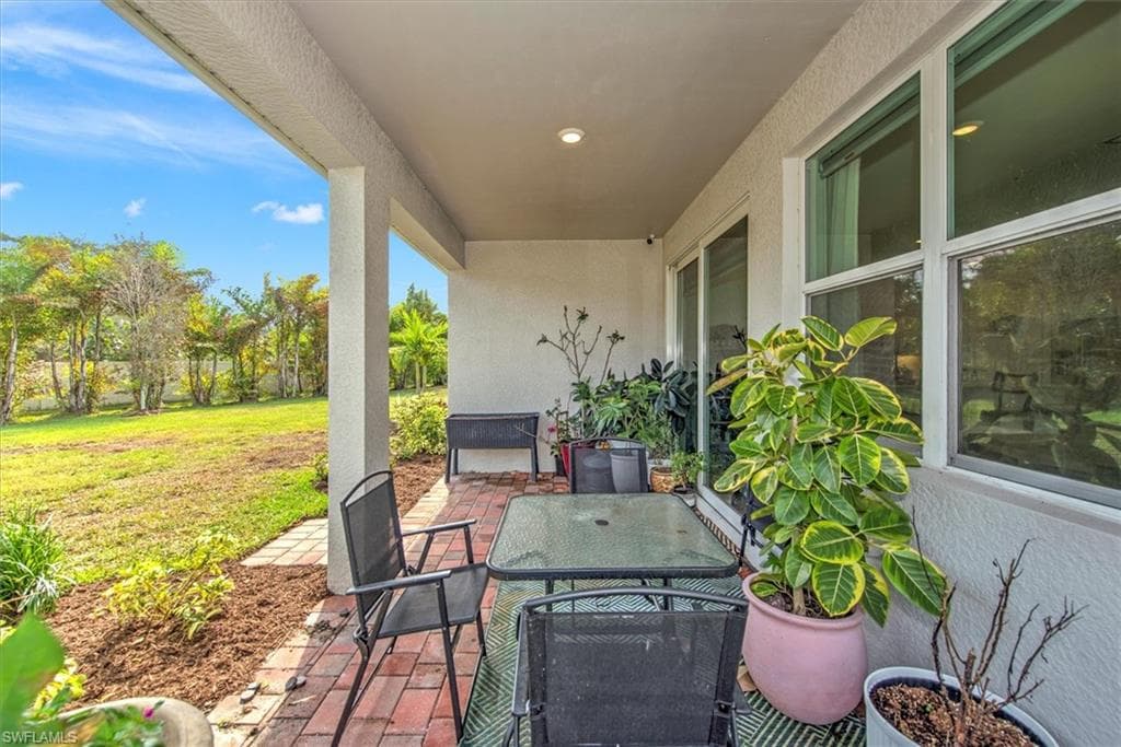 374 Deauville Loop, Naples, FL 34114-14