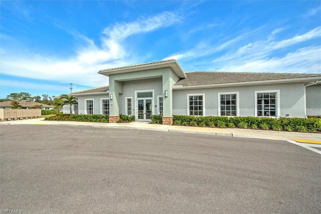 374 Deauville Loop, Naples, FL 34114-25