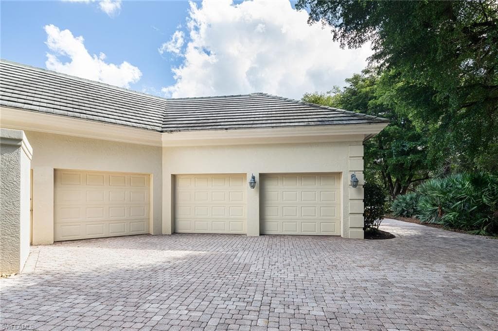 2923 Indigobush Way, Naples, FL 34105-39