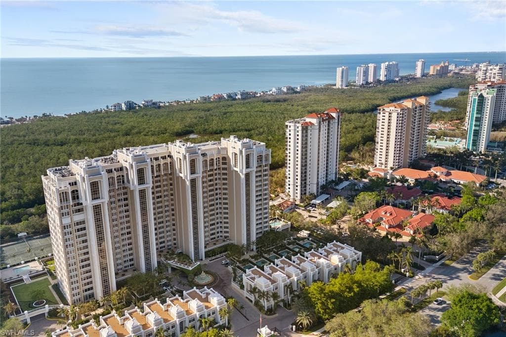 7117 Pelican Bay Blvd Ph-17, Naples, FL 34108-38