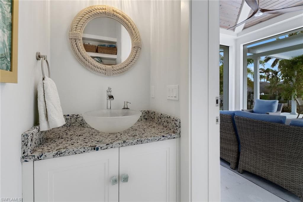1300 Cobia Ct, Naples, FL 34102-29