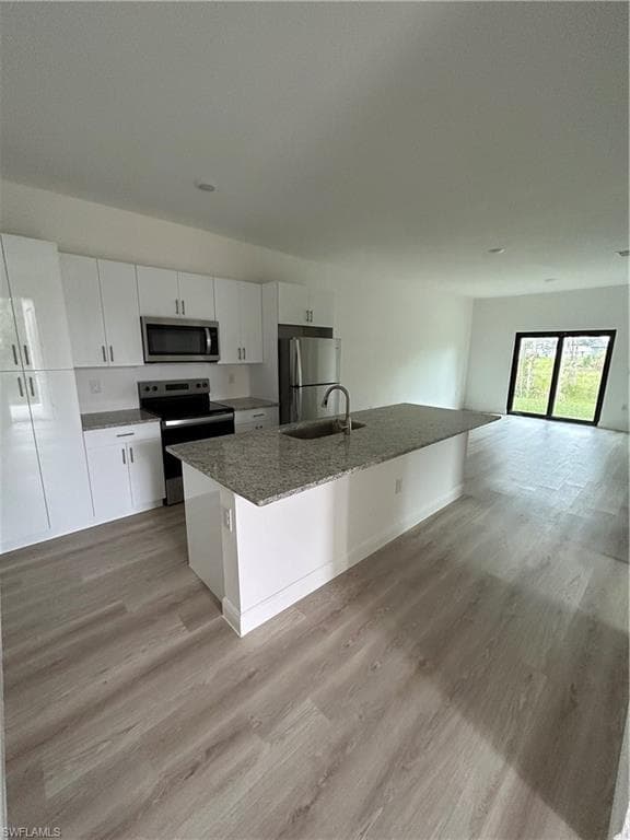 1135 Harvest Ave B, Lehigh Acres, FL 33974-8