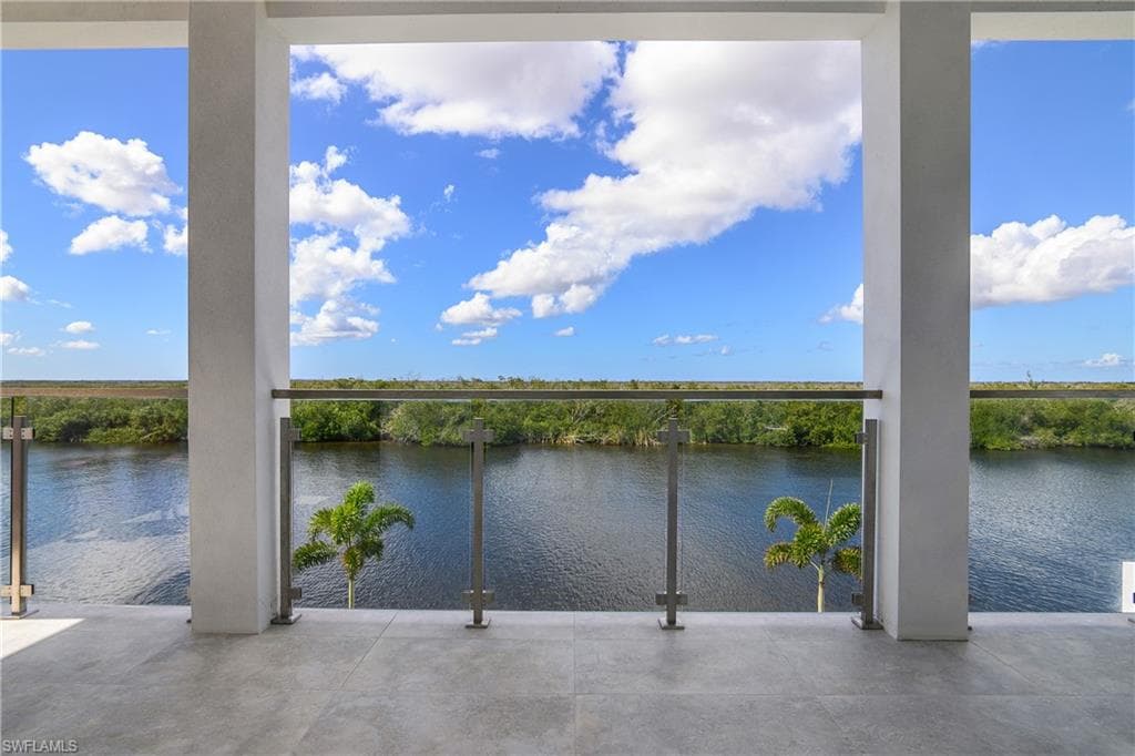 2926 27th St, Cape Coral, FL 33914-1