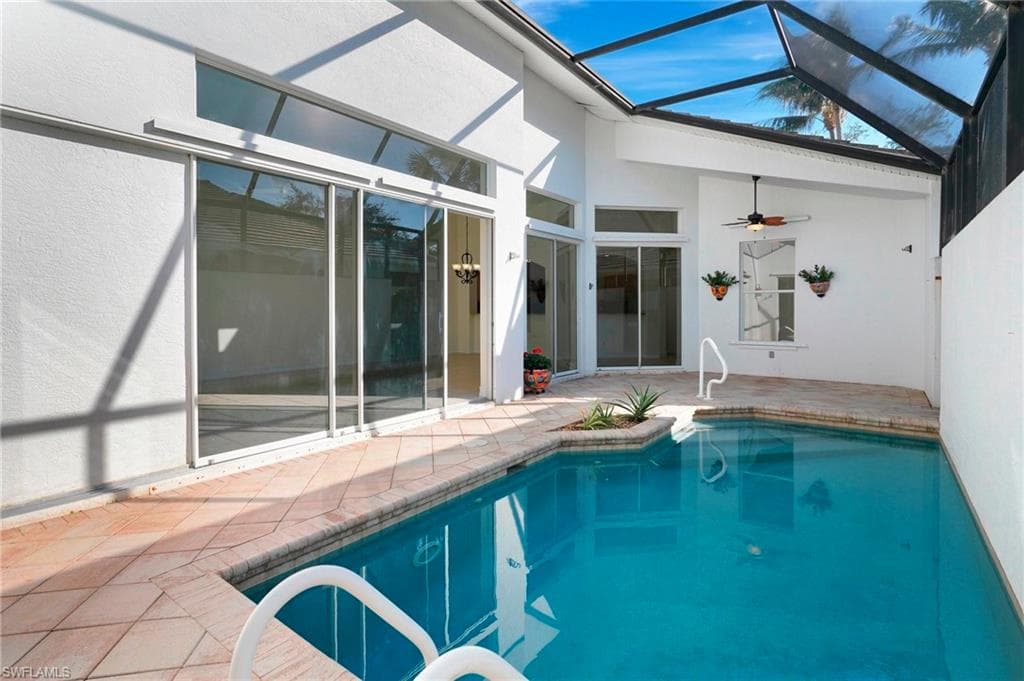 737 Mainsail Pl, Naples, FL 34110-38