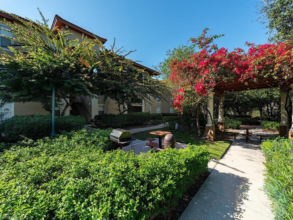 /property-images/224094374-2.jpg