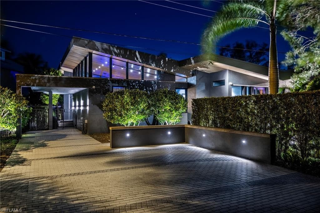 Virtual Tour