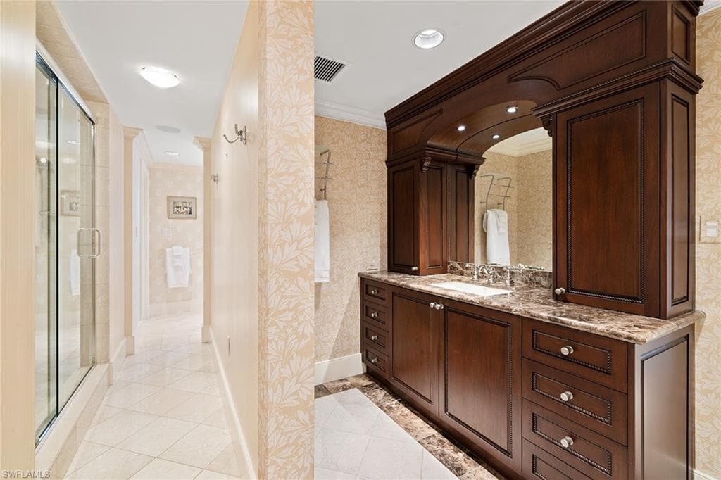 1880 Gulf Shore Blvd S, Naples, FL 34102-16