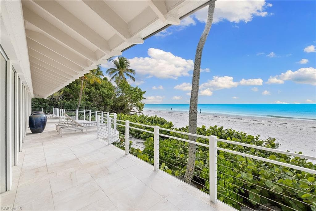 1880 Gulf Shore Blvd S, Naples, FL 34102-25