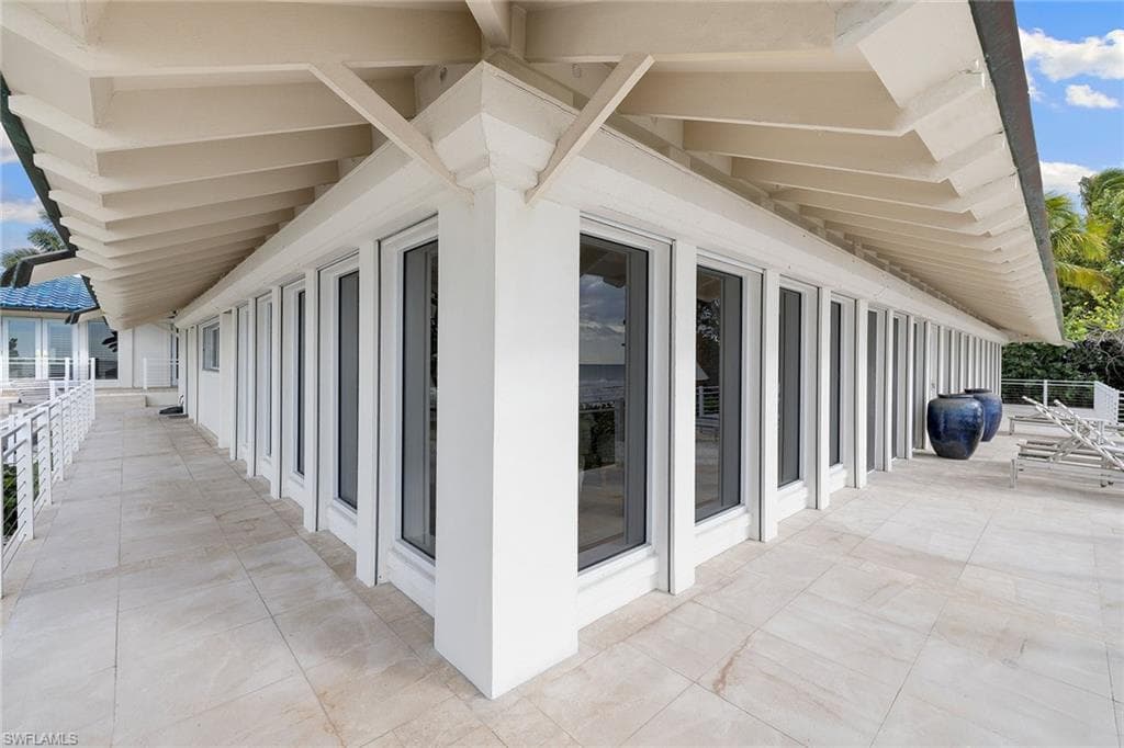 1880 Gulf Shore Blvd S, Naples, FL 34102-26