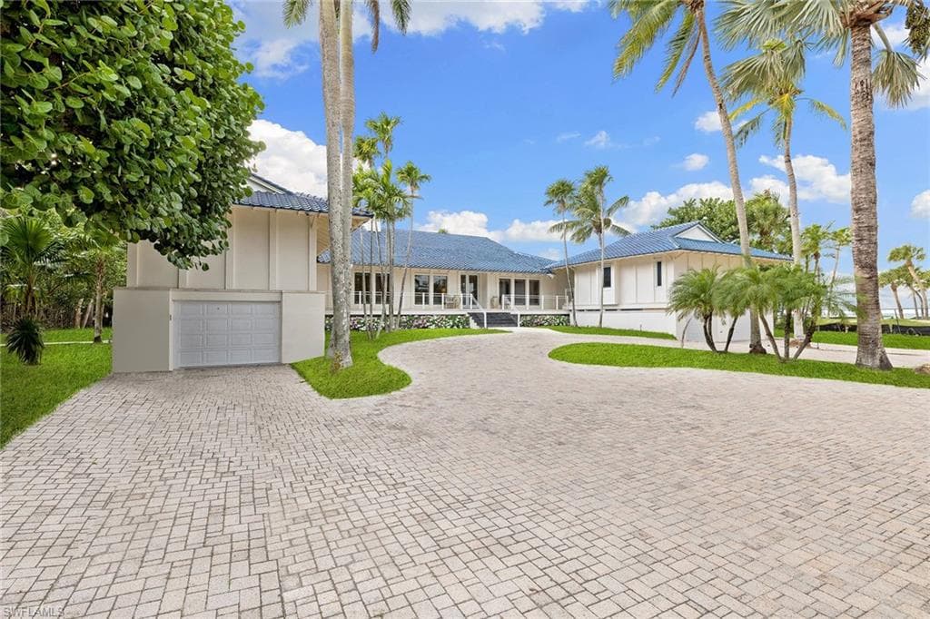 1880 Gulf Shore Blvd S, Naples, FL 34102-35