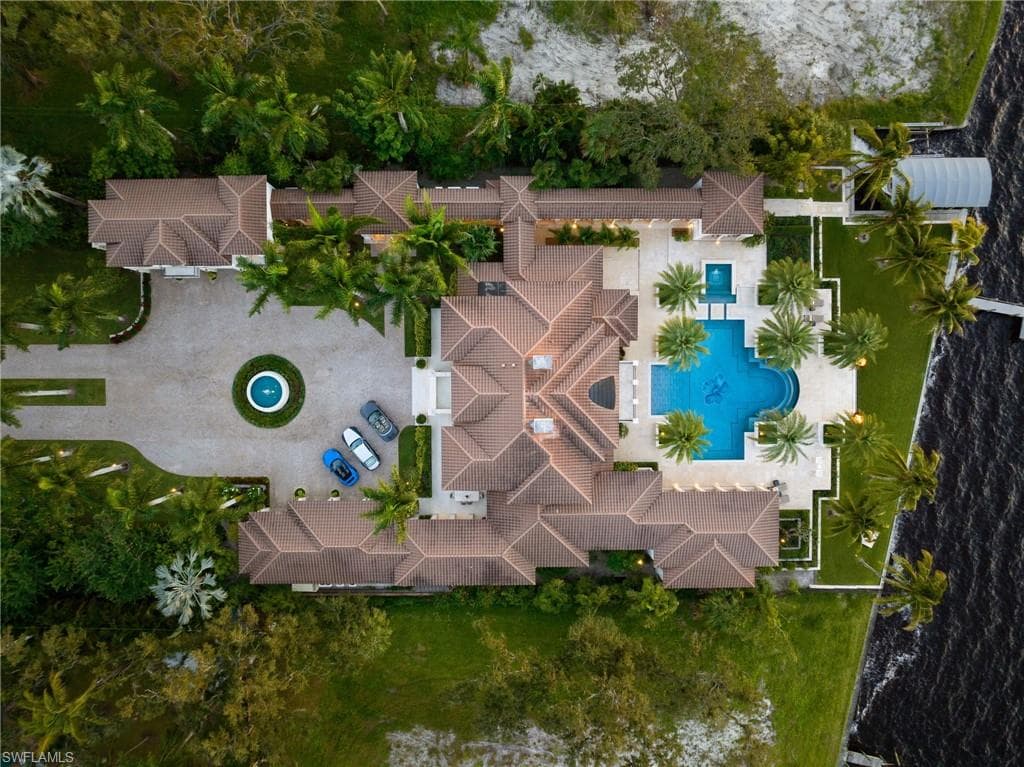 1240 Coconut Dr, Fort Myers, FL 33901-10