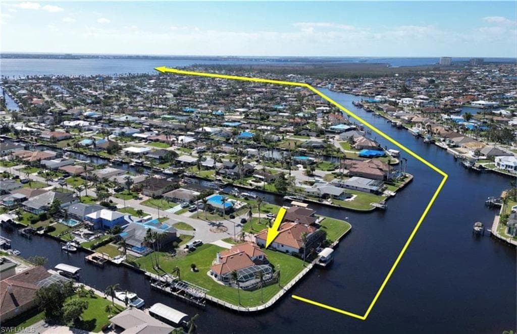 5211 Tamiami Ct, Cape Coral, FL 33904-49