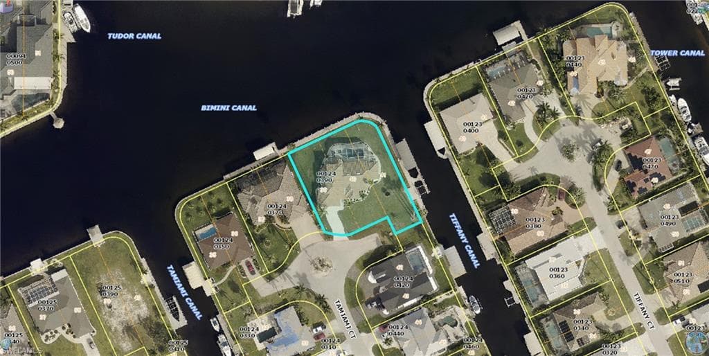 5211 Tamiami Ct, Cape Coral, FL 33904-50