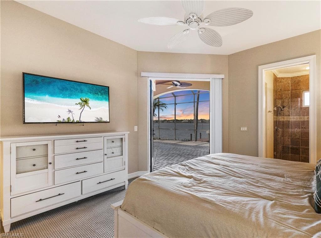 2050 Kingfish Rd, Naples, FL 34102-27