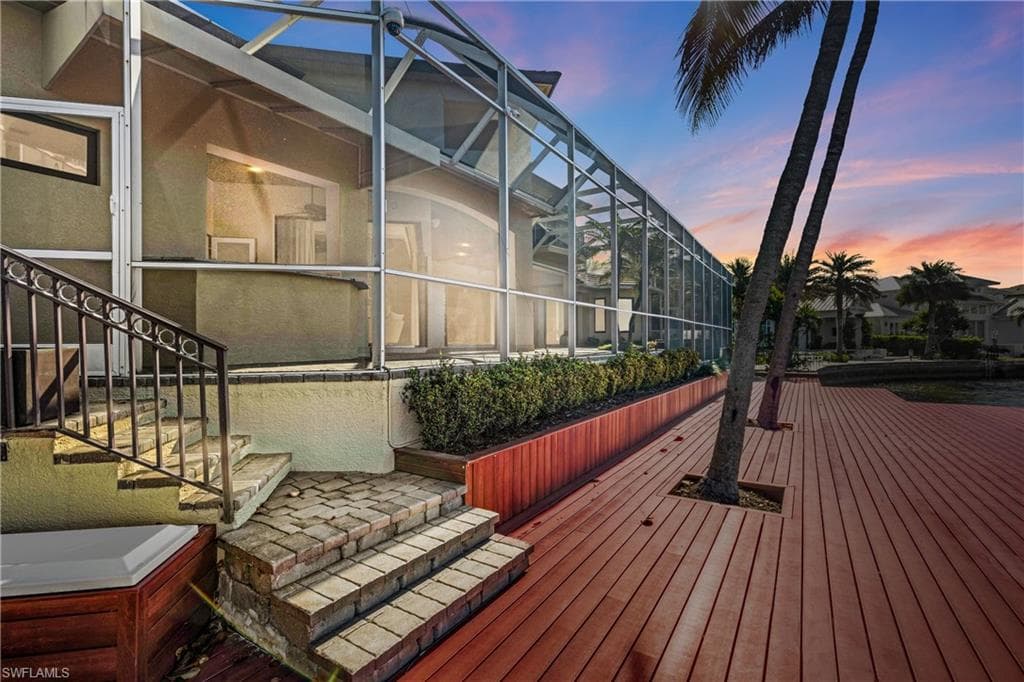 2050 Kingfish Rd, Naples, FL 34102-37