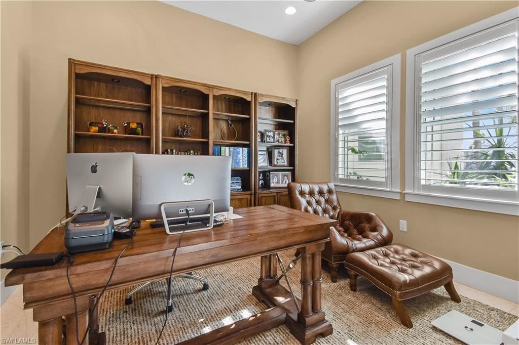 2801 39th Ter, Cape Coral, FL 33914-28
