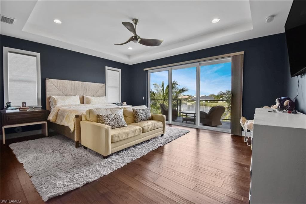 2801 39th Ter, Cape Coral, FL 33914-33