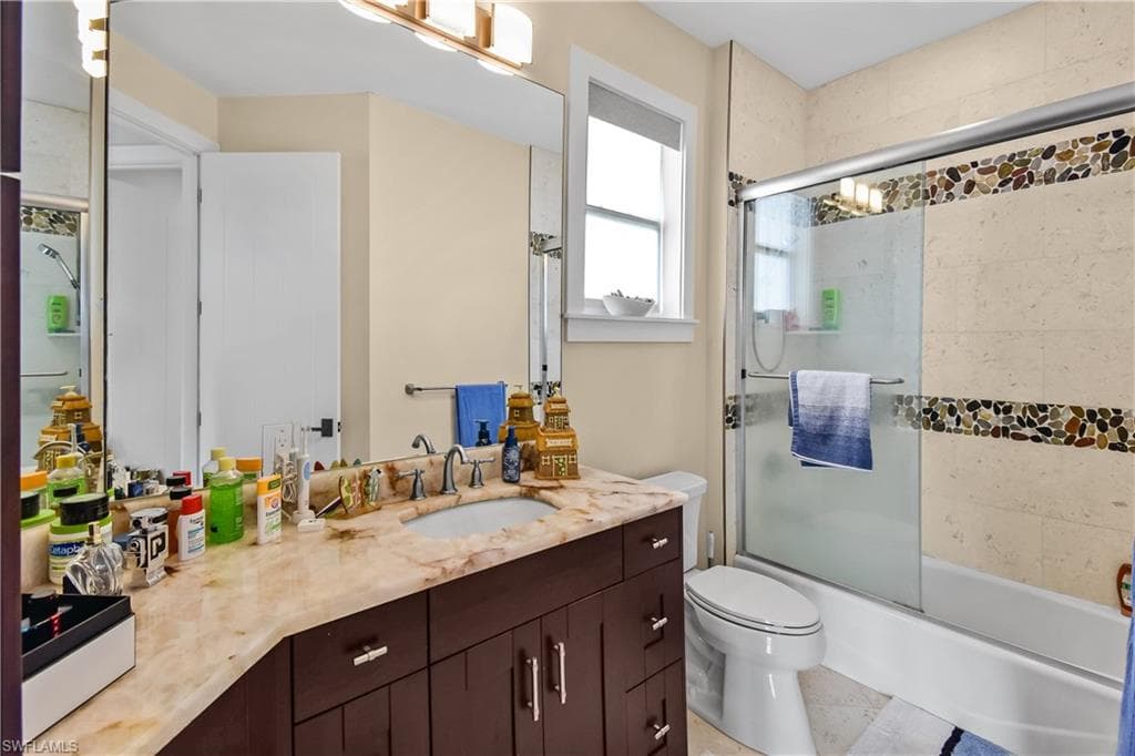 2801 39th Ter, Cape Coral, FL 33914-43