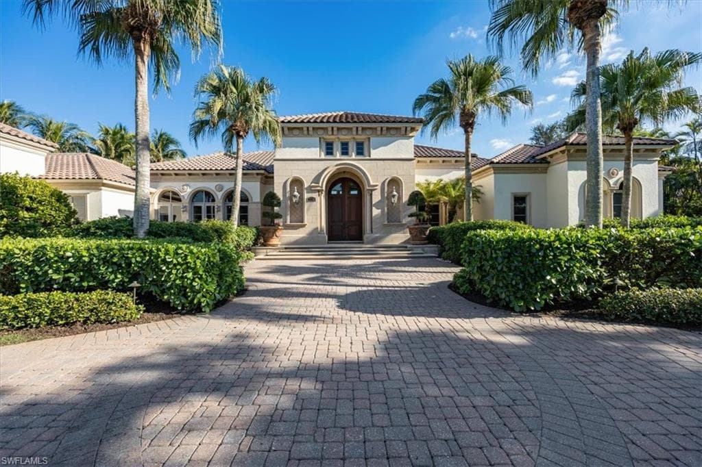 2116 Canna Way, Naples, FL 34105-2