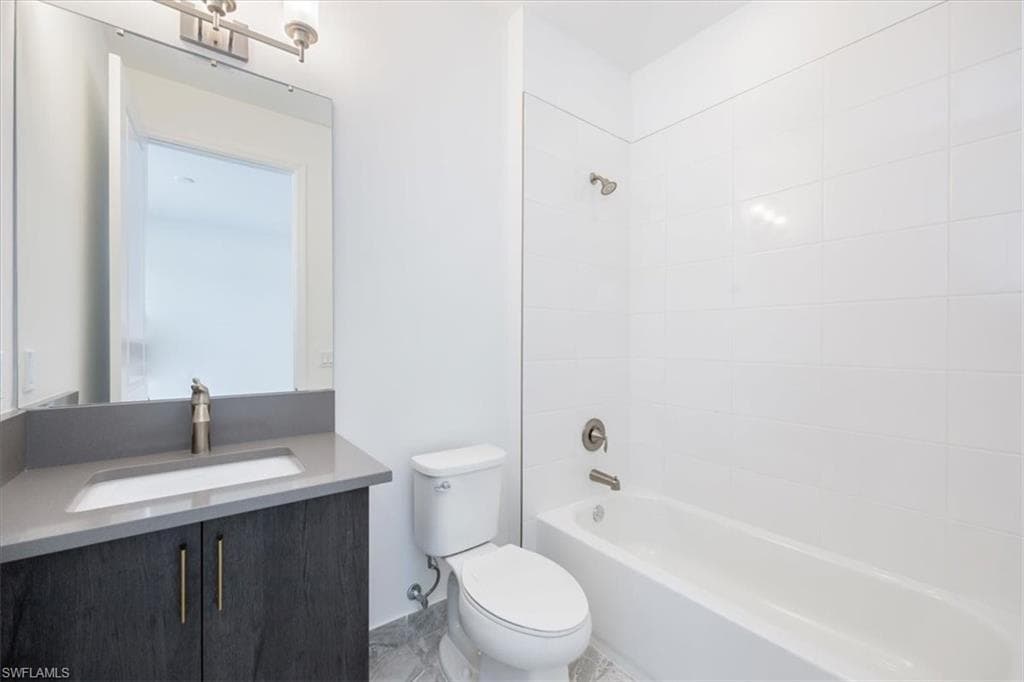20416 Fair Oak Ln, Estero, FL 33928-16