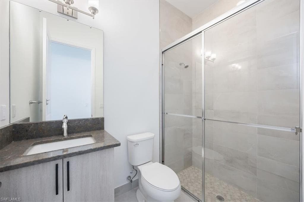 20416 Fair Oak Ln, Estero, FL 33928-19
