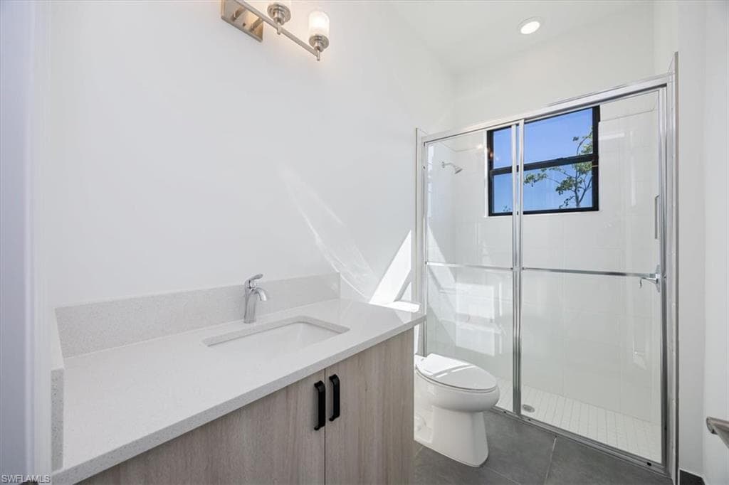 20416 Fair Oak Ln, Estero, FL 33928-21