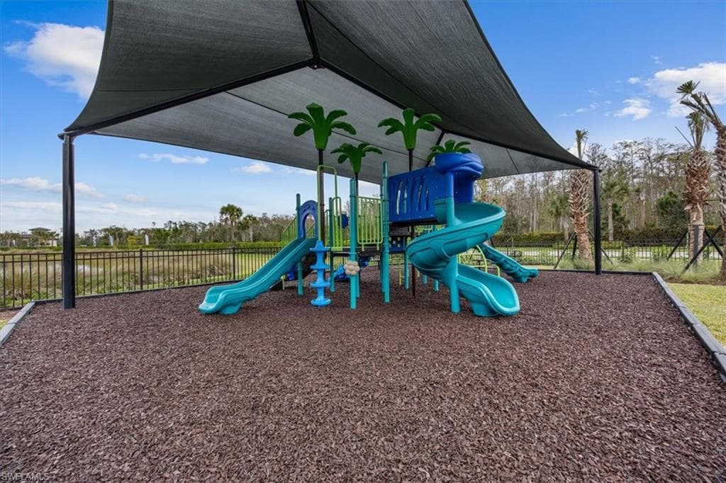 20416 Fair Oak Ln, Estero, FL 33928-39