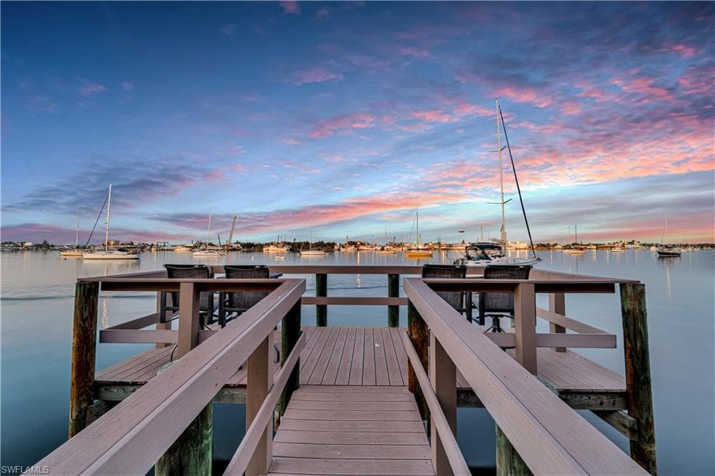 391 Palermo Cir, Fort Myers Beach, FL 33931-9