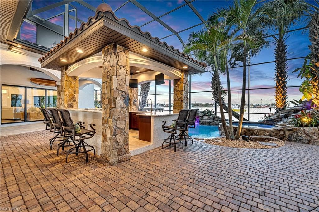 391 Palermo Cir, Fort Myers Beach, FL 33931-14