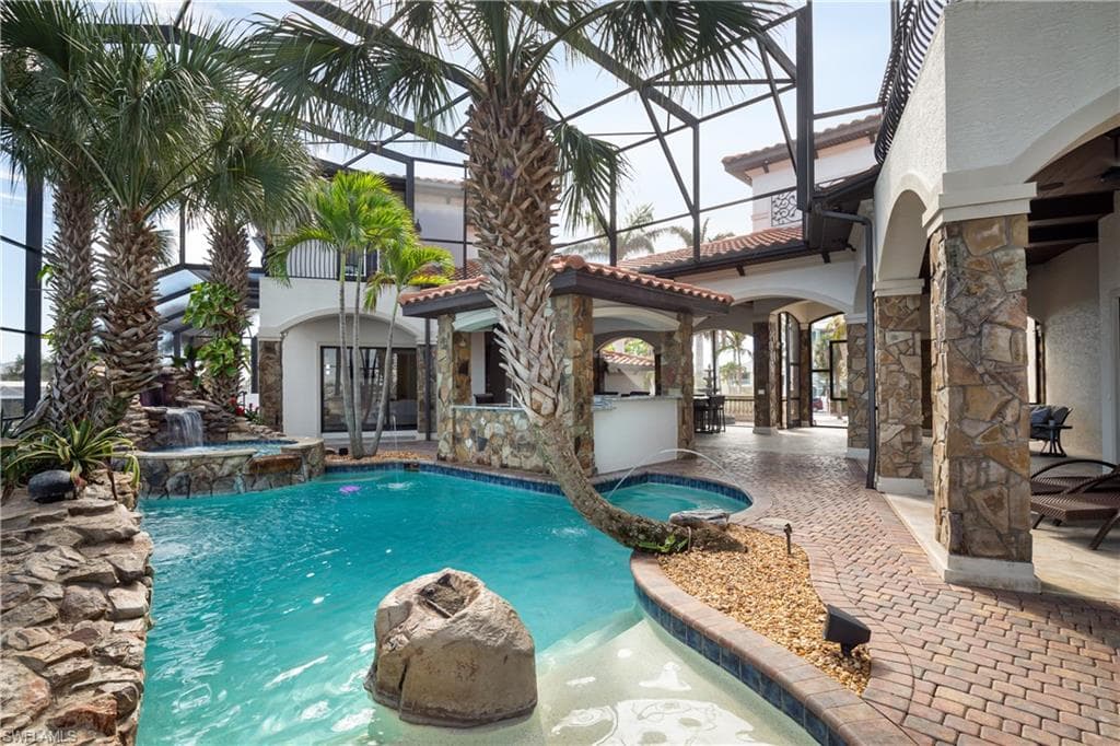391 Palermo Cir, Fort Myers Beach, FL 33931-37