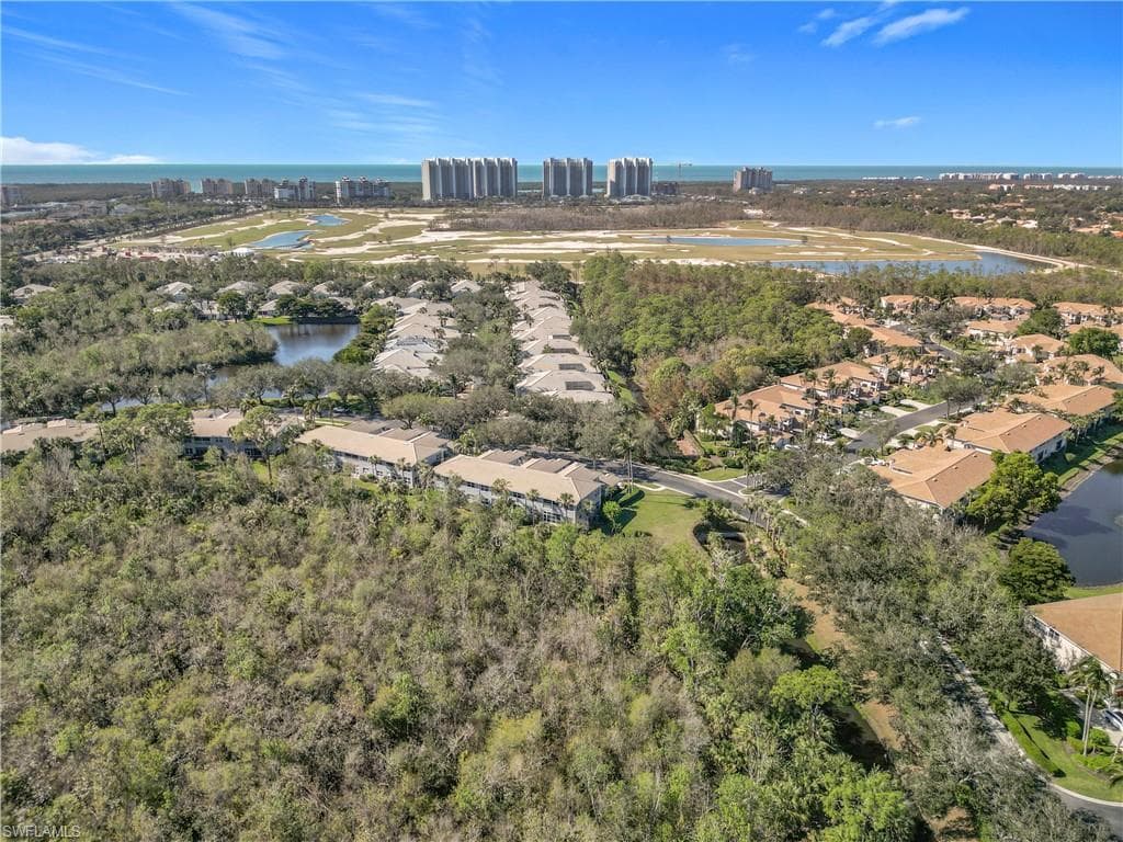 780 Tarpon Cove Dr 201, Naples, FL 34110-5