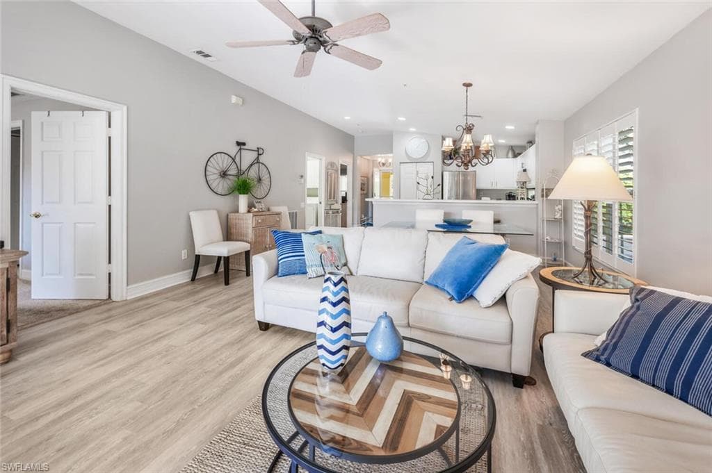 1035 Tarpon Cove Dr 201, Naples, FL 34110-8