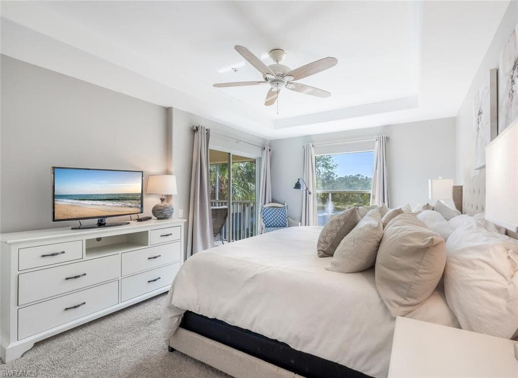 1035 Tarpon Cove Dr 201, Naples, FL 34110-15
