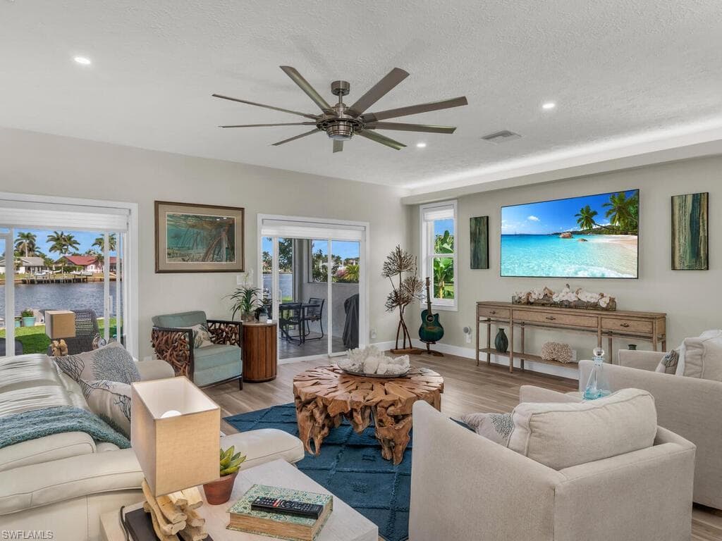 111 Newport Cay, Naples, FL 34114-12