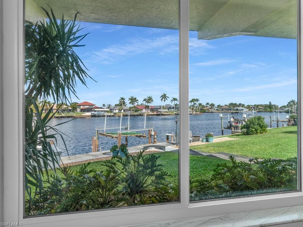 111 Newport Cay, Naples, FL 34114-16