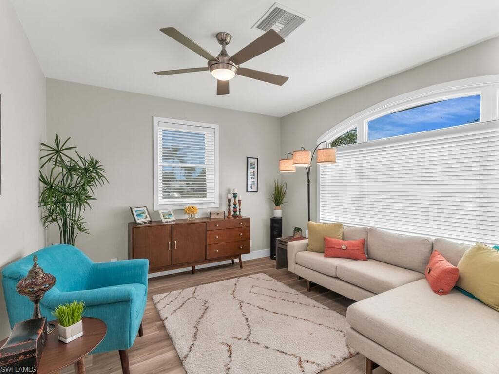 111 Newport Cay, Naples, FL 34114-20