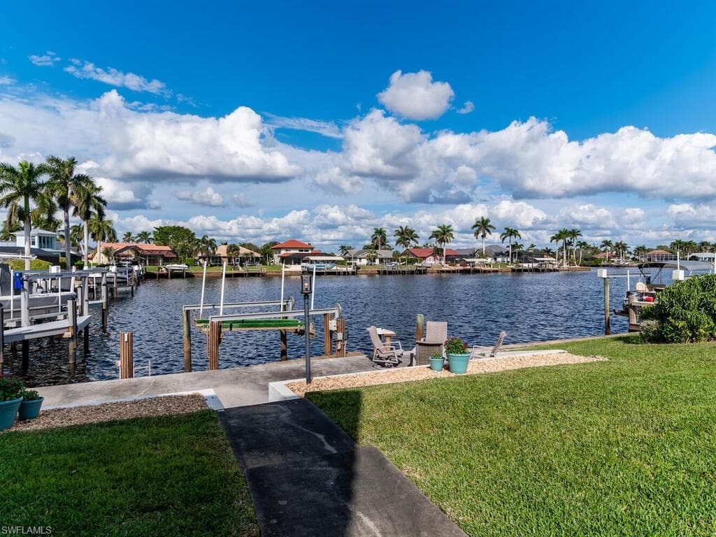 111 Newport Cay, Naples, FL 34114-33