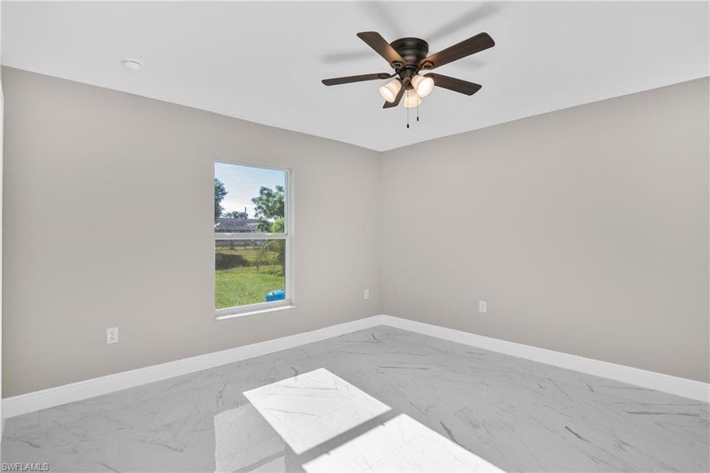 305-307 Hightower Ave S, Lehigh Acres, FL 33973-10