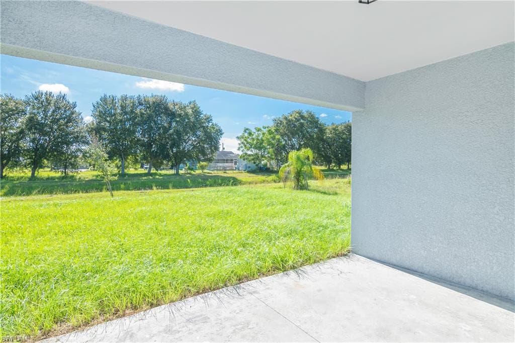 305-307 Hightower Ave S, Lehigh Acres, FL 33973-15
