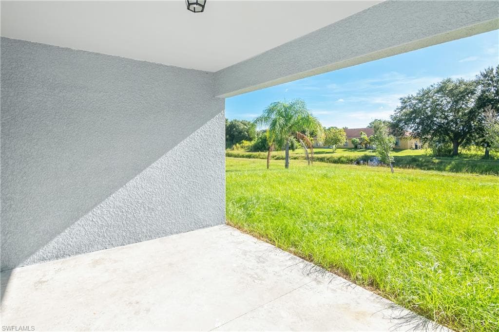 305-307 Hightower Ave S, Lehigh Acres, FL 33973-16