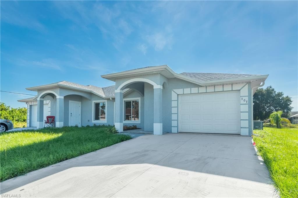 305-307 Hightower Ave S, Lehigh Acres, FL 33973-0