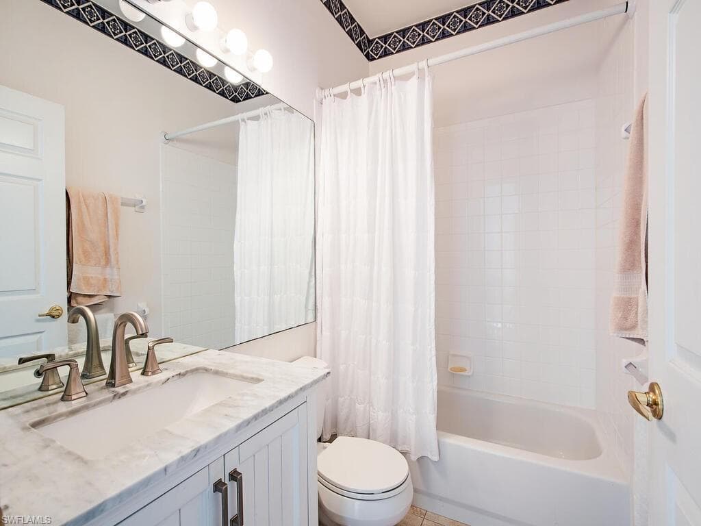 1965 Timarron Way, Naples, FL 34109-9