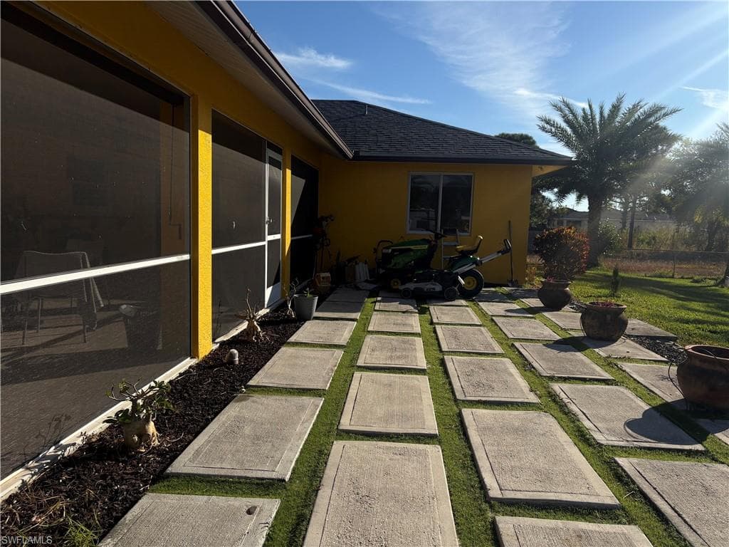 3501 35th St SW, Lehigh Acres, FL 33976-18