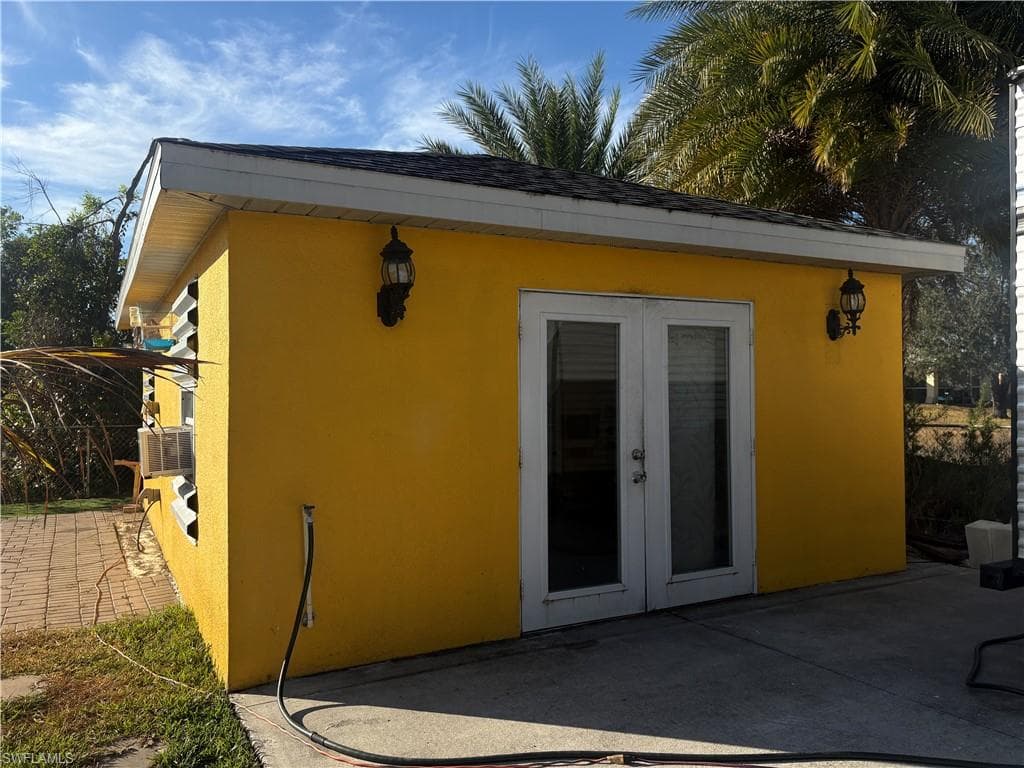 3501 35th St SW, Lehigh Acres, FL 33976-23