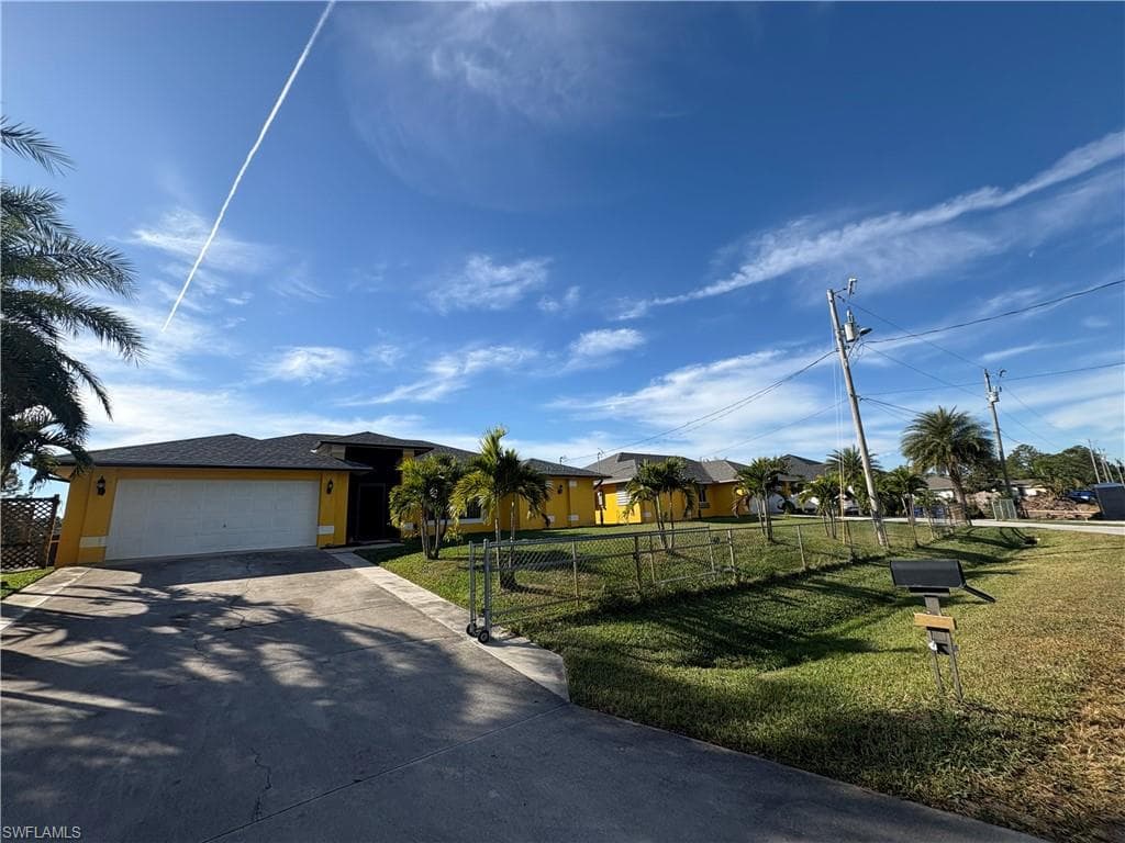 3501 35th St SW, Lehigh Acres, FL 33976-2