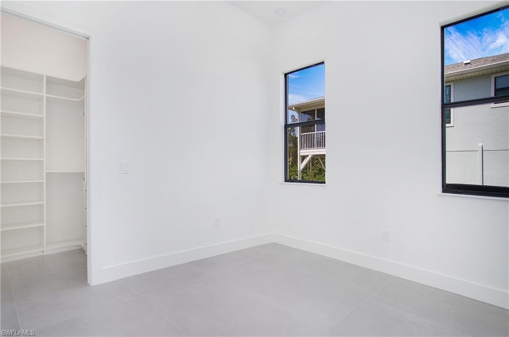 4111 Williams Rd, Estero, FL 33928-25