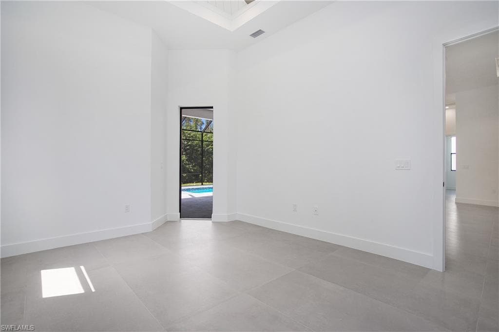 4111 Williams Rd, Estero, FL 33928-34