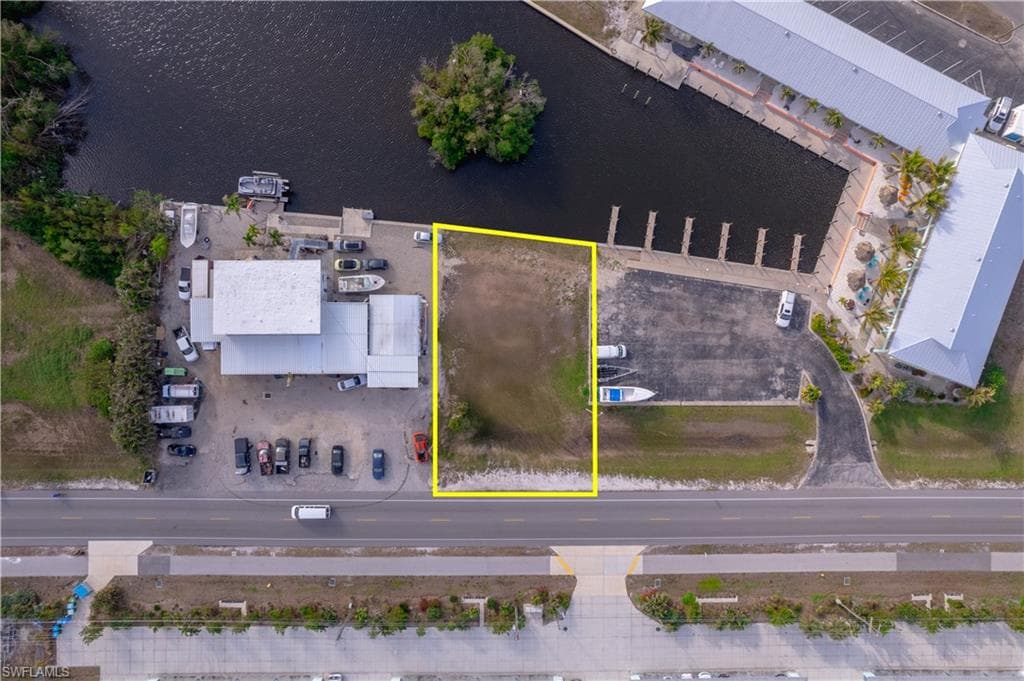 2891 Oleander St, St. James City, FL 33956-10