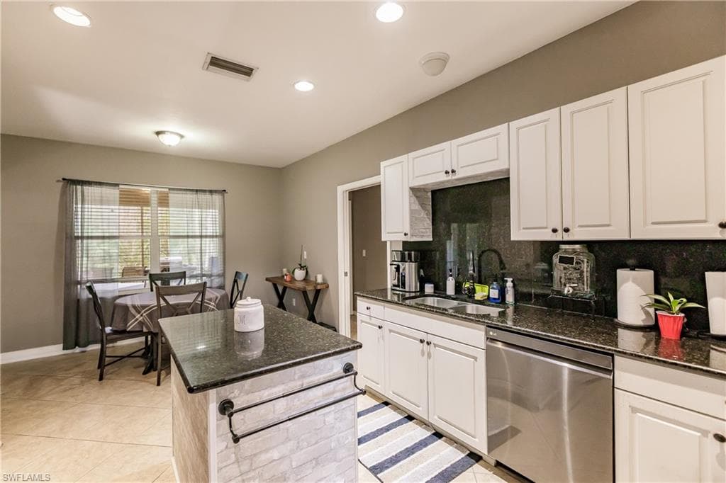 13541 Terry St, Bonita Springs, FL 34135-10